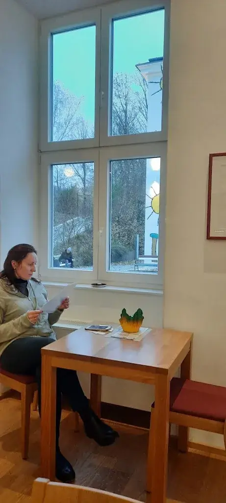 Irakly Shavidze_Café-Bistro am Campus_Gugging_Bewertung