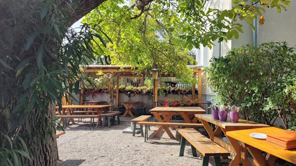 Heuriger Trat-Wiesner_Gugging_slider_image_1