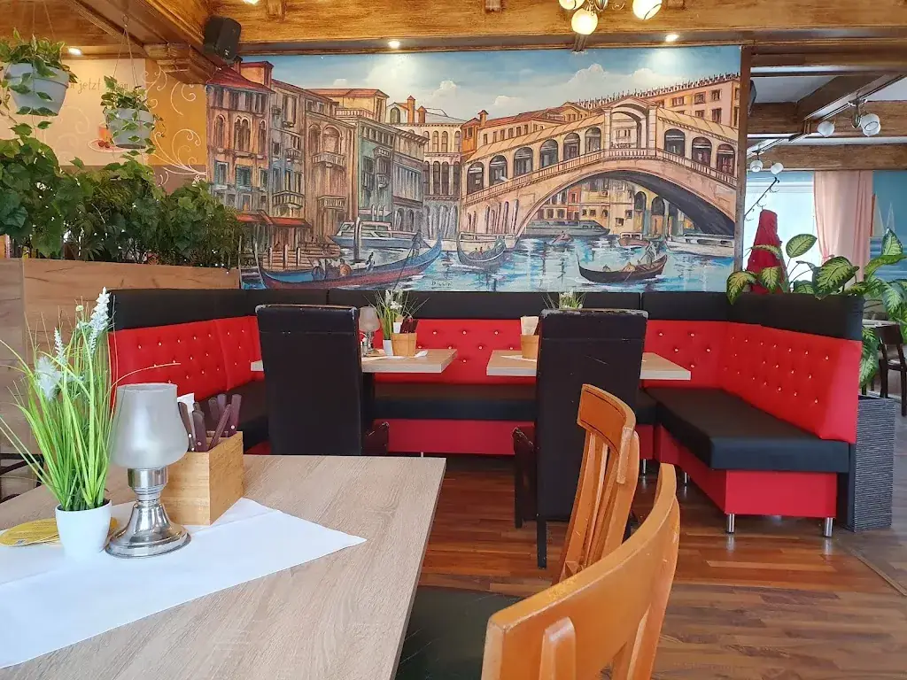 Pizzeria La Strada restaurant à Gugging