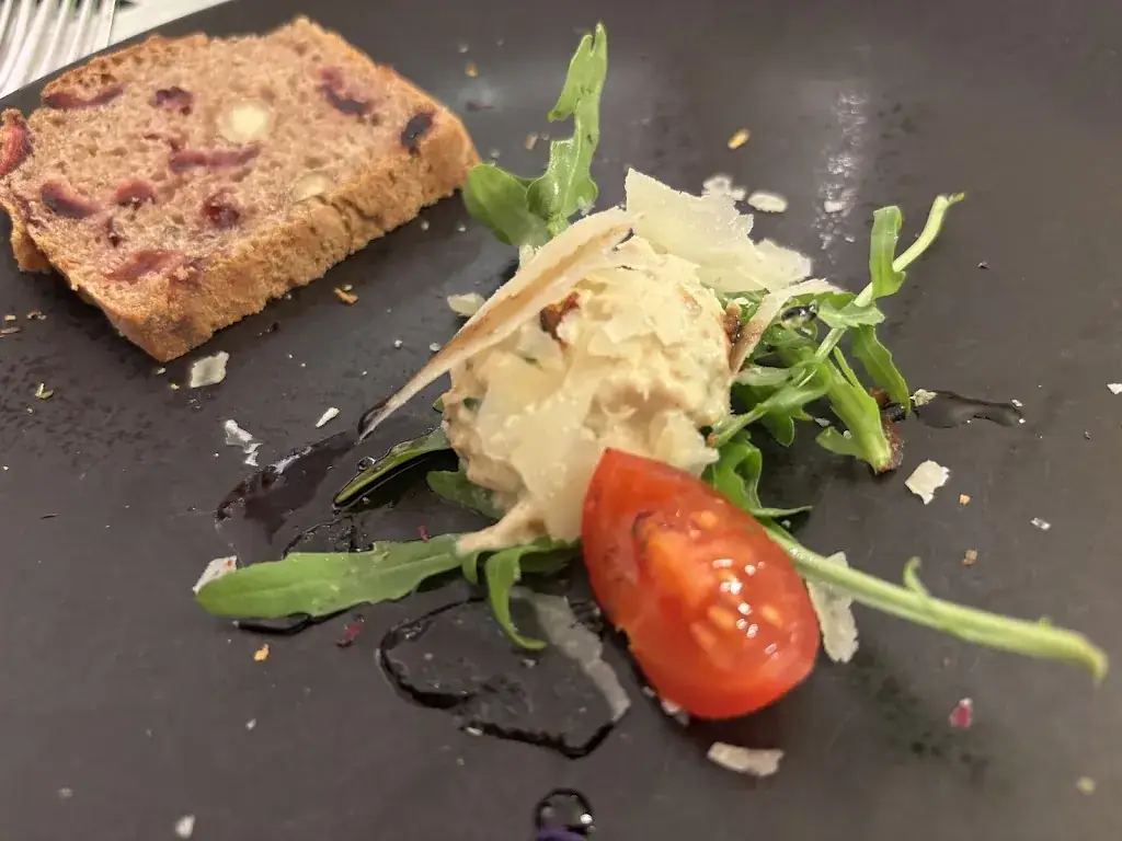 Christina Fürstl_Färberstub'n_Hadersdorf am Kamp_avis