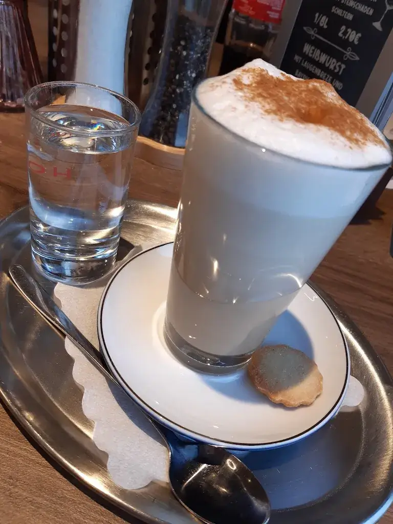 Adrii Tóth_DerBartl, Bartl GmbH_Hadersdorf am Kamp_review