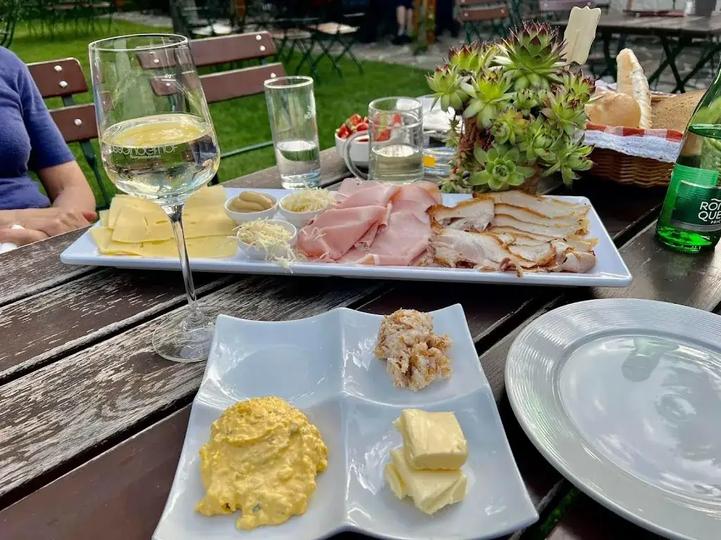 Kelly Nk_Fassbinderhof_Gumpoldskirchen_review