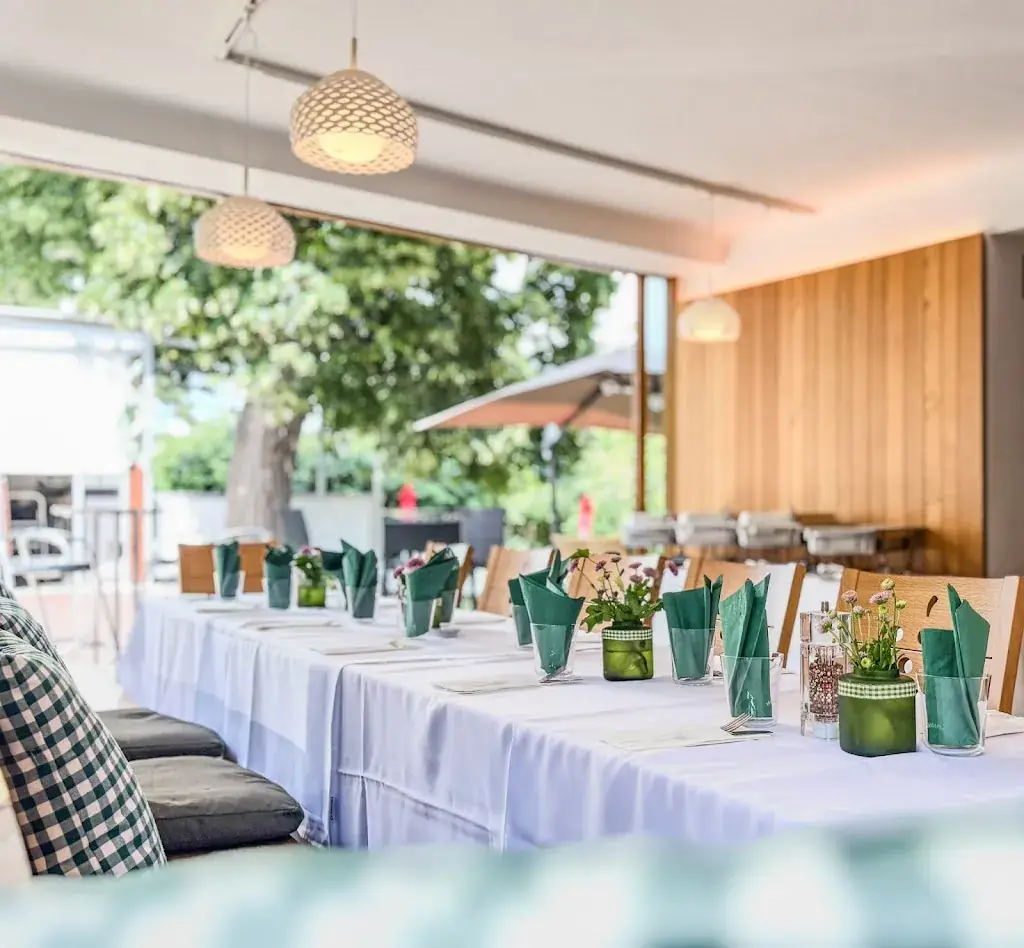 Zum Gumpold – Heurigen-Restaurant_Gumpoldskirchen_slider_image_3