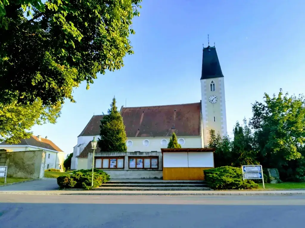 Gasthaus zur Linde - Fam. Fischer Sabine_Hafnerbach_slider_image_3