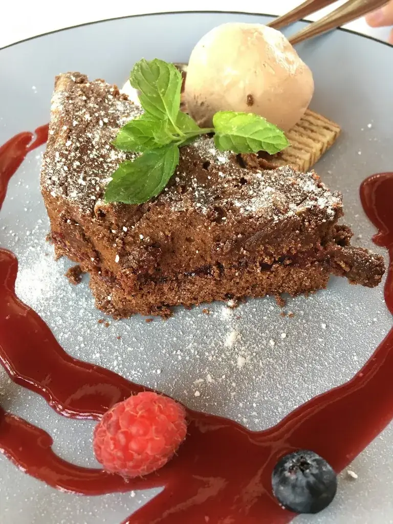 Natalia Khilkevitch_Gasthof Zur Traube_Horitschon_review