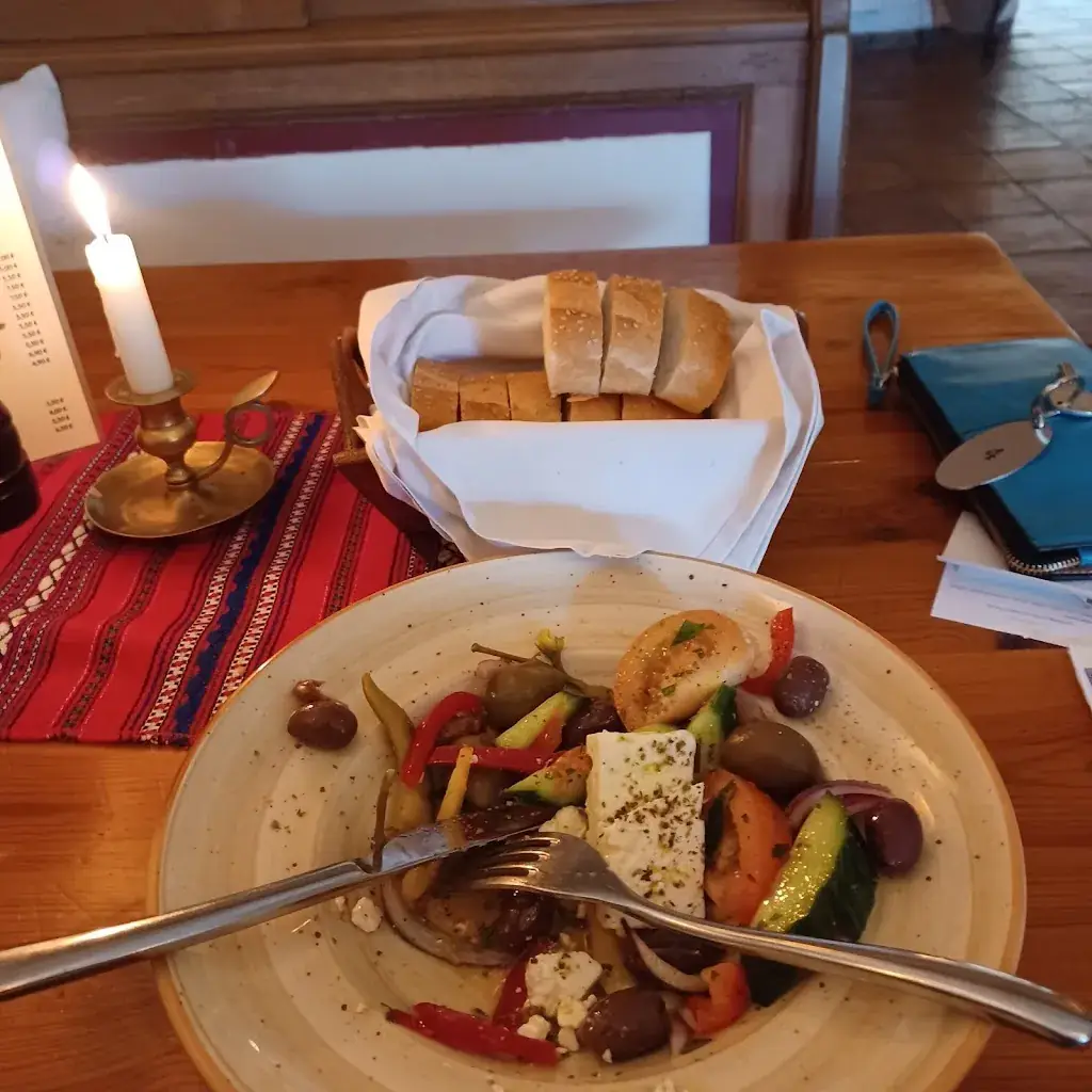 Zsuzsa Maluzsak_Restaurant & Hotel ELIA_Guntramsdorf_review