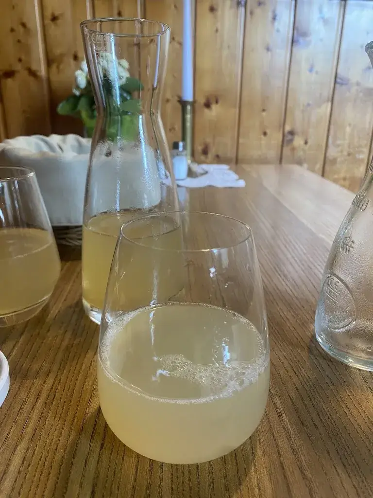 Martina Ressmann_Klostergasthaus Thallern_Guntramsdorf_avis