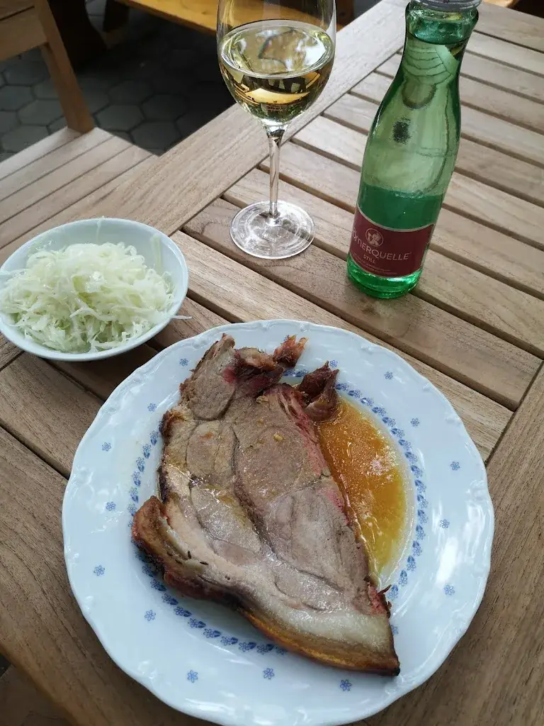 Werner B._Heuriger Schmidt_Hagenbrunn_review