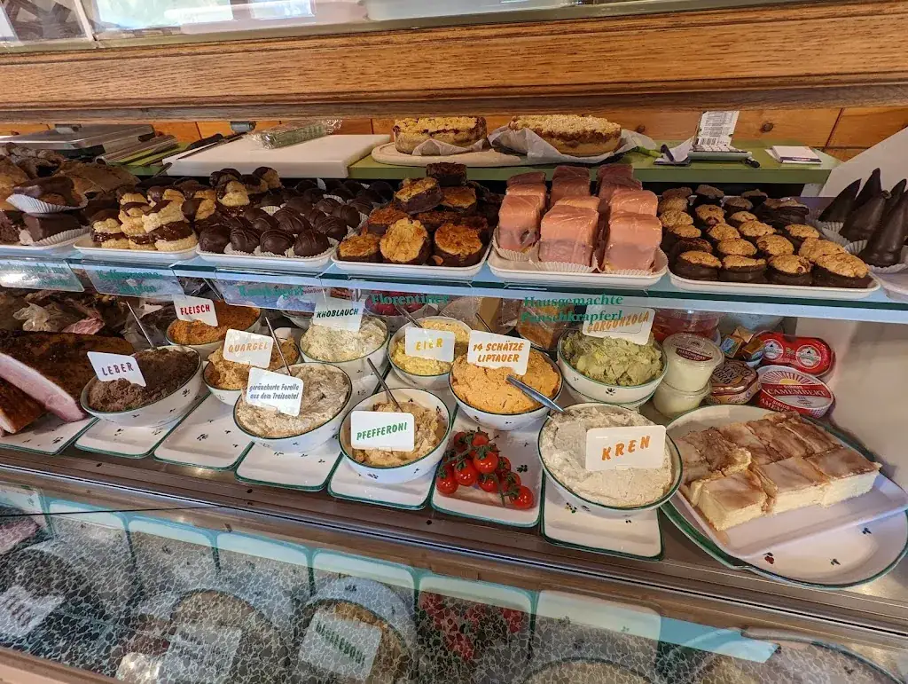 Heuriger Schmidt restaurant à Hagenbrunn