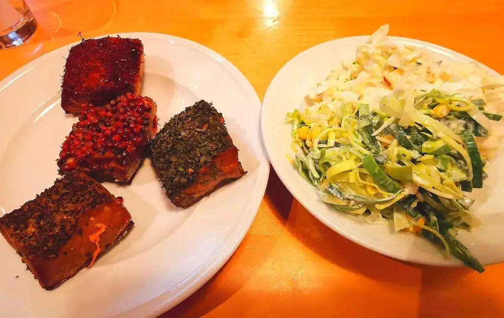 Menu_Winery and vineyard Stefan & Theres Oberschil_Hagenbrunn_image_4