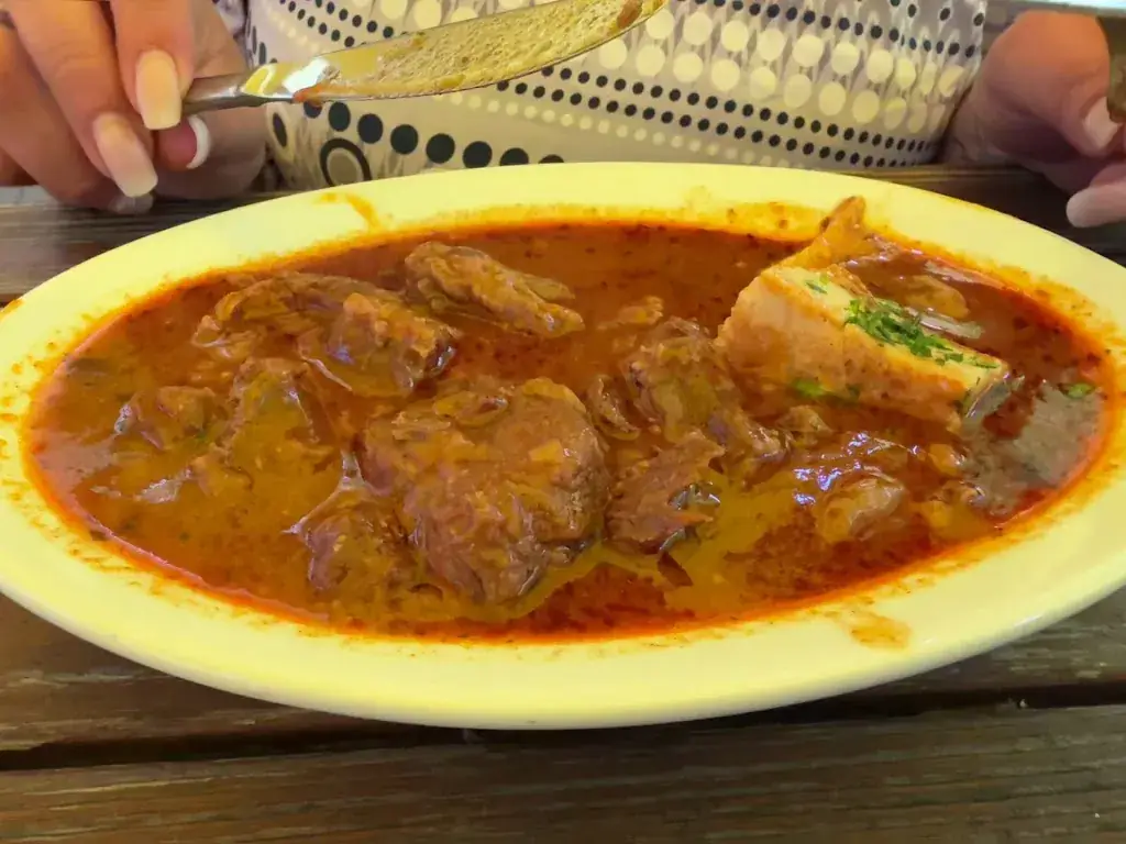 Patrick Kogelbauer_Harry's Wirtshaus_Hagenbrunn_avis