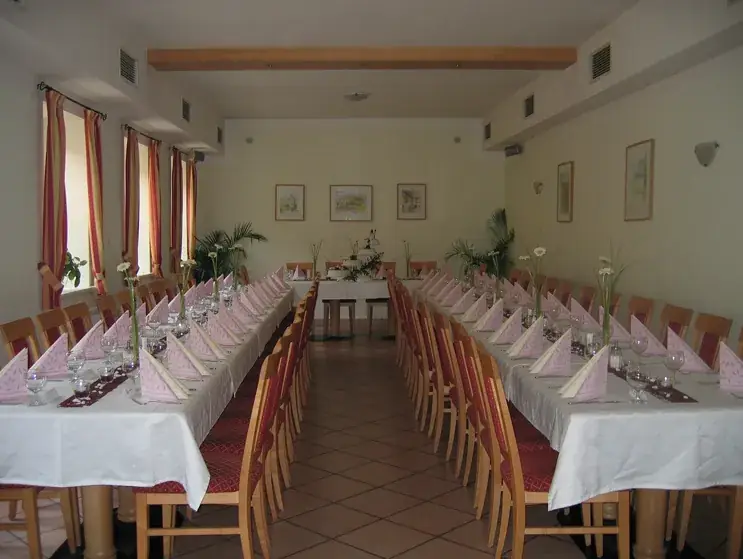 Harry's Wirtshaus restaurant à Hagenbrunn