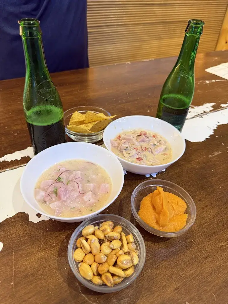 Kassandra Beltran_Restaurante El Mono de La Pila_Gols_review