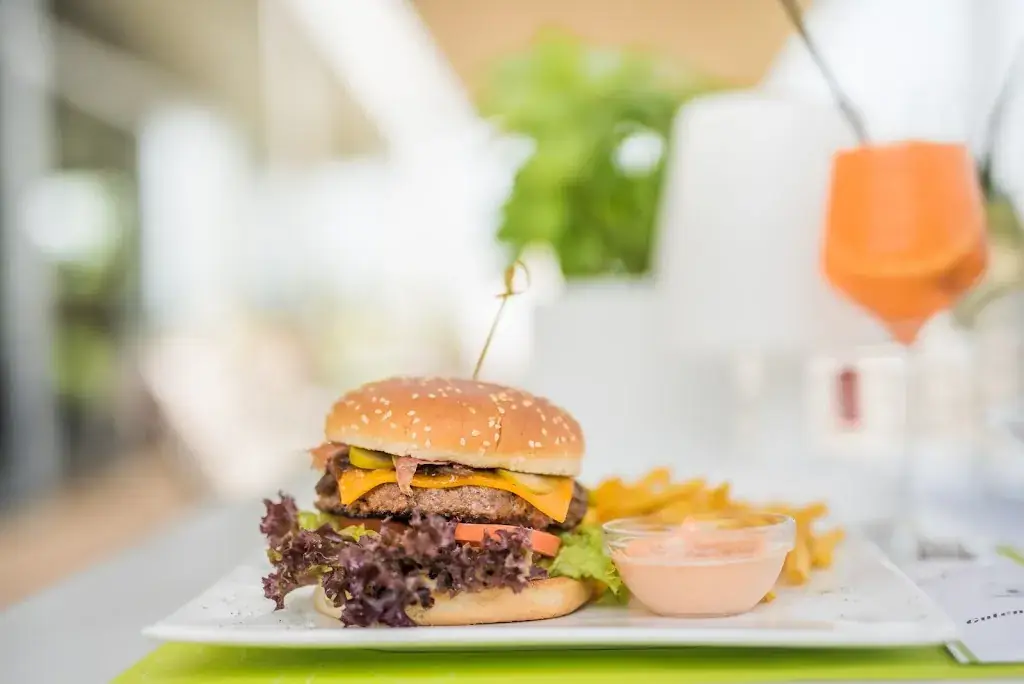 Ice_Hainburg an der Donau_slider_image_2