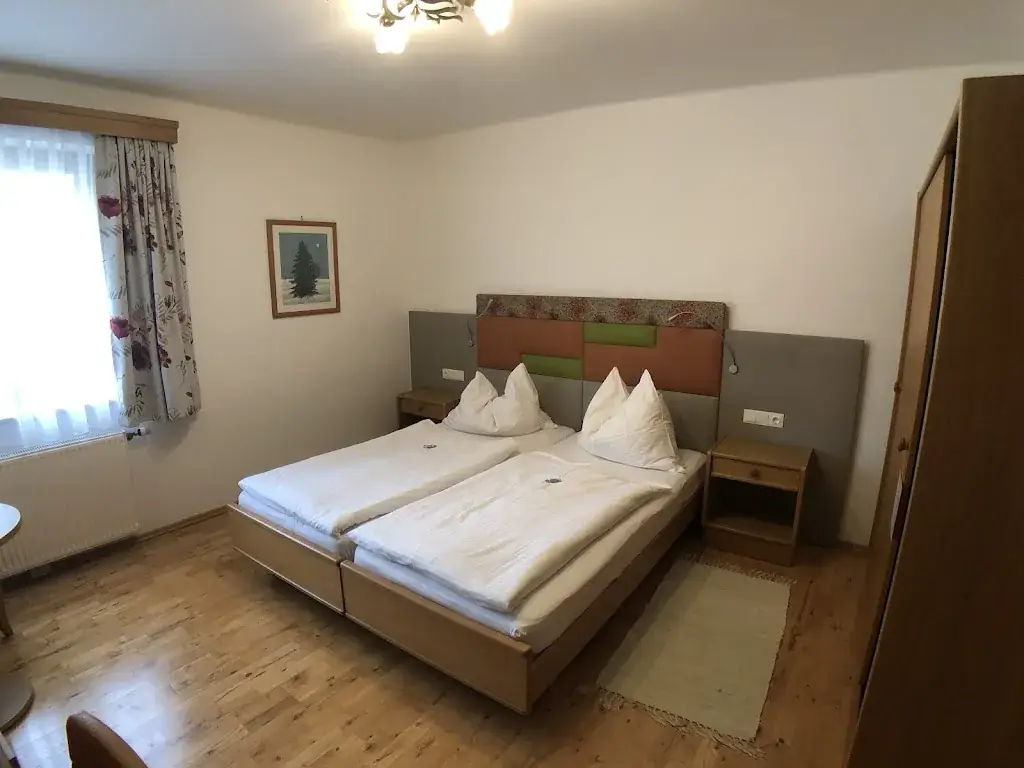 Gasthaus Polly_Haunoldstein_slider_image_1