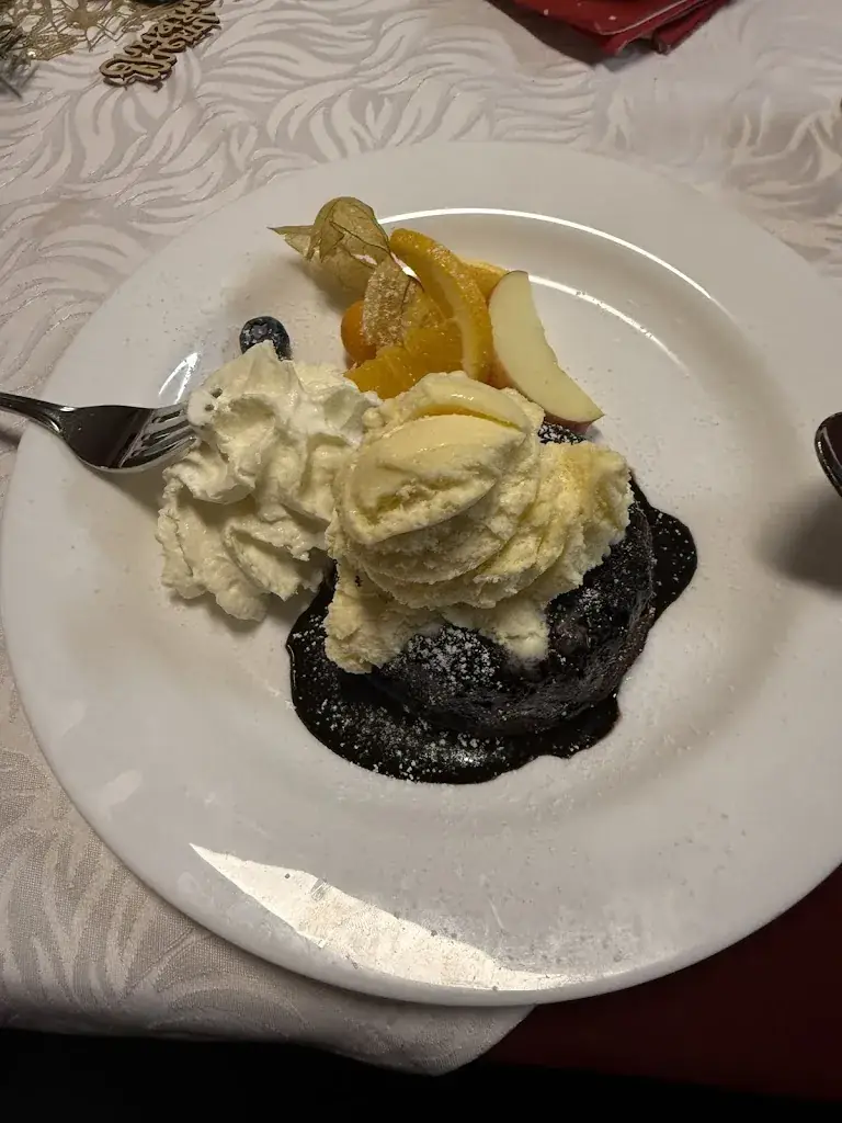 Martina Waldherr-Hofer_Gasthof Der Lettner_Hausmening_review