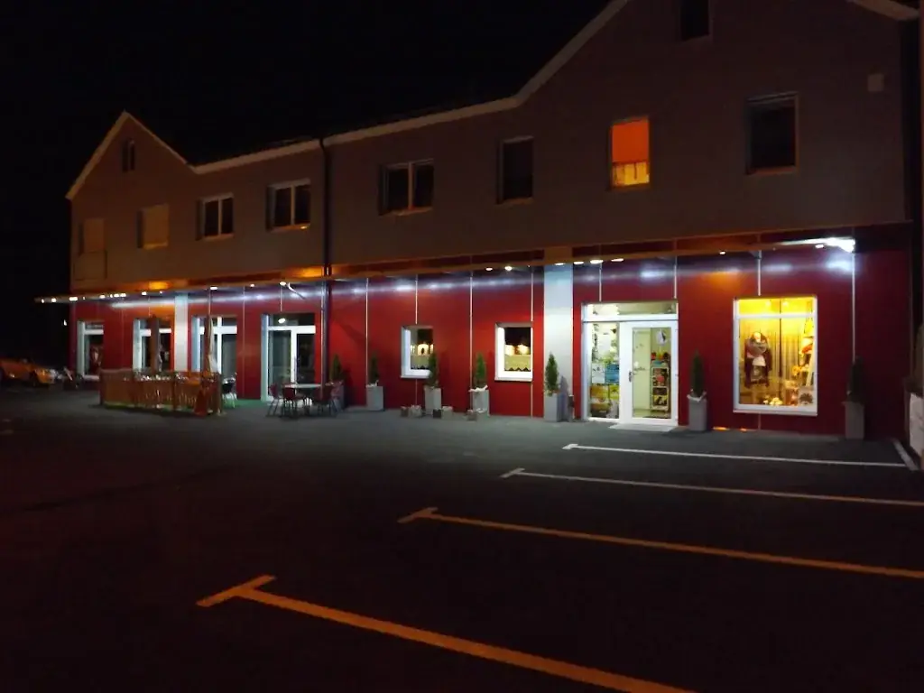 Elfi´s Kreativecke / s´Häferl_Hausmening_slider_image_2