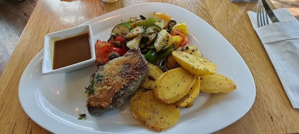 Péter Nádasi_Pizzeria Topolino_Hainfeld_review