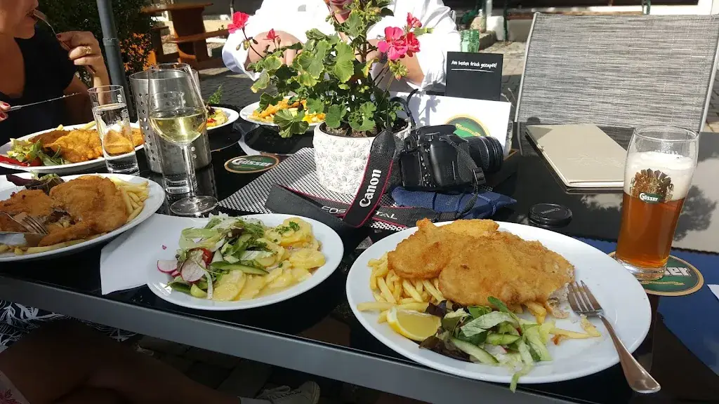 Max-Martin S. Skalenius_Gasthaus Zum Doppeladler_Herrnbaumgarten_avis