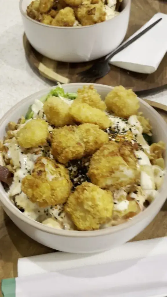 isabella ferreyros_IMA Peruvian Poke_Gols_review