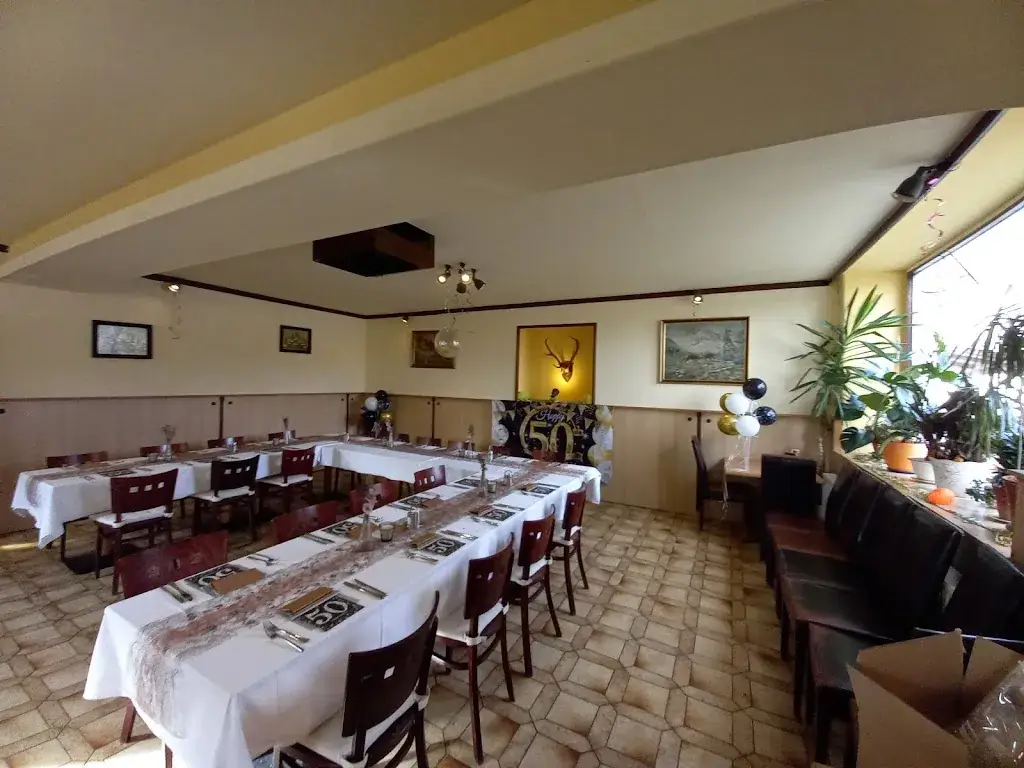 Gasthaus zum goldenen Hirschen_Hirtenberg_slider_image_3