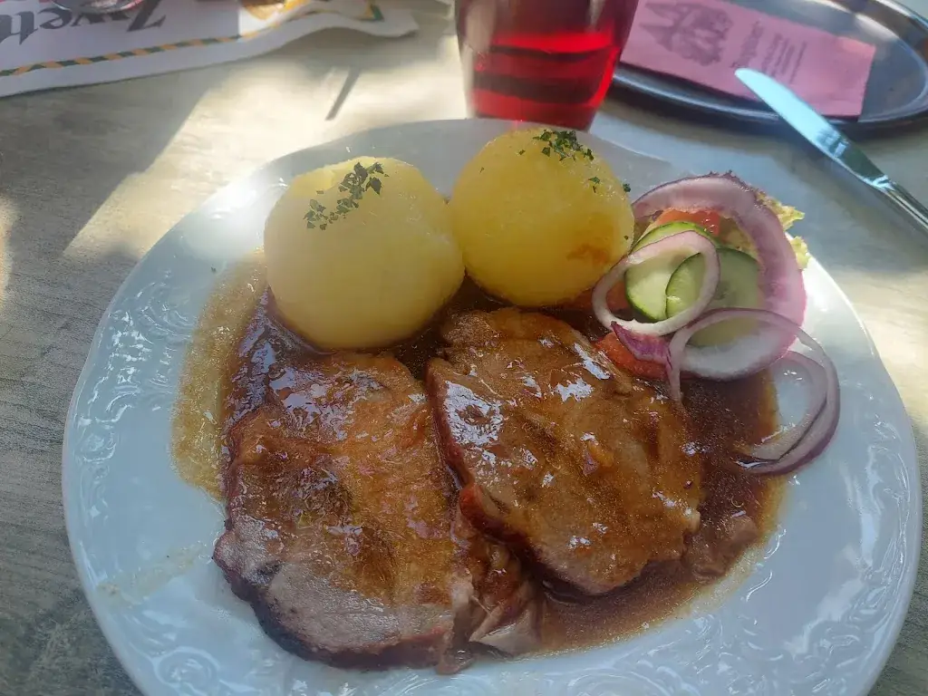 Vera Dobrohruschka_Restaurant Burgstüberl_Heidenreichstein_review