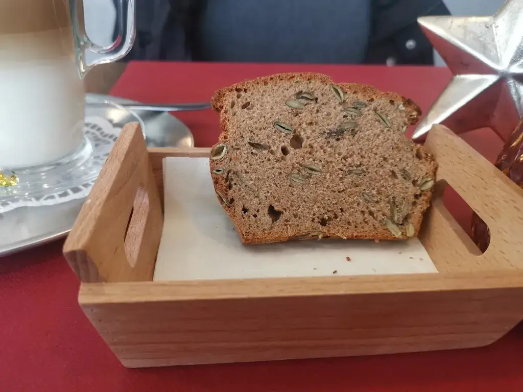 Heribert Schieg_Eintopf Stube_Heidenreichstein_avis