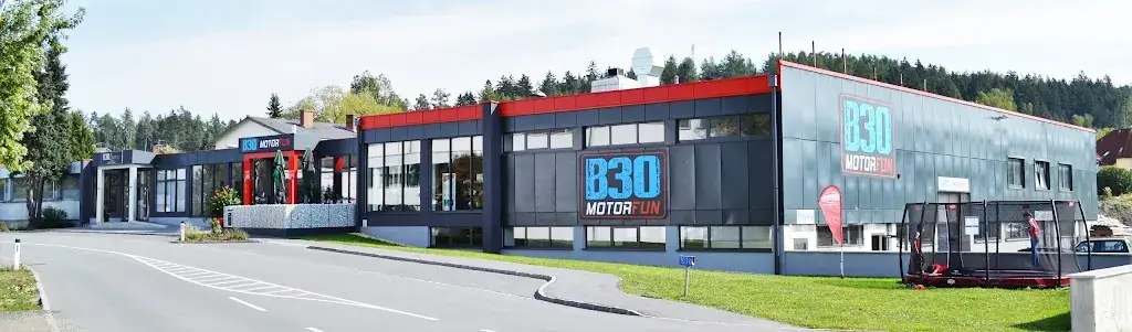 Motorfun B30 Lounge_Heidenreichstein_slider_image_1