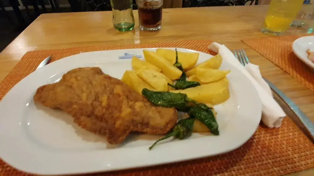 Bar Restaurante Camarón_Gols_slider_image_2