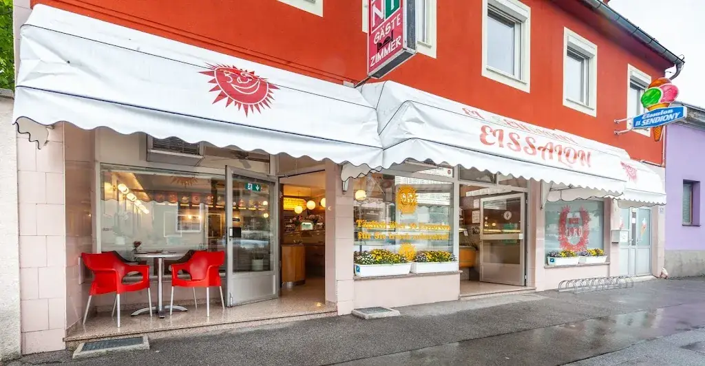 El Sendiouny Eissalon restaurant in Himberg