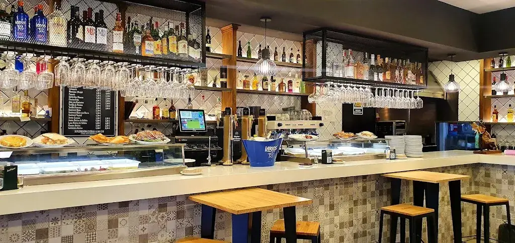 Arturo's Villaverde restaurant in Gols