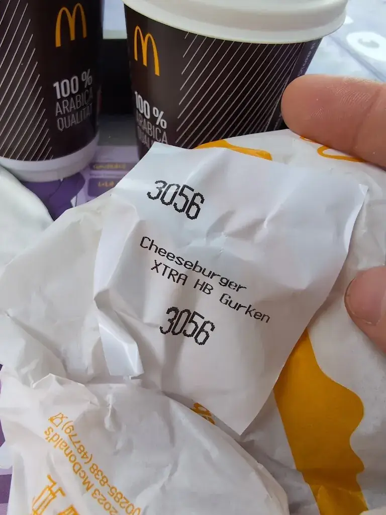 Daniel Drozdz _McDonald's Hochleithen_Hochleithen_review