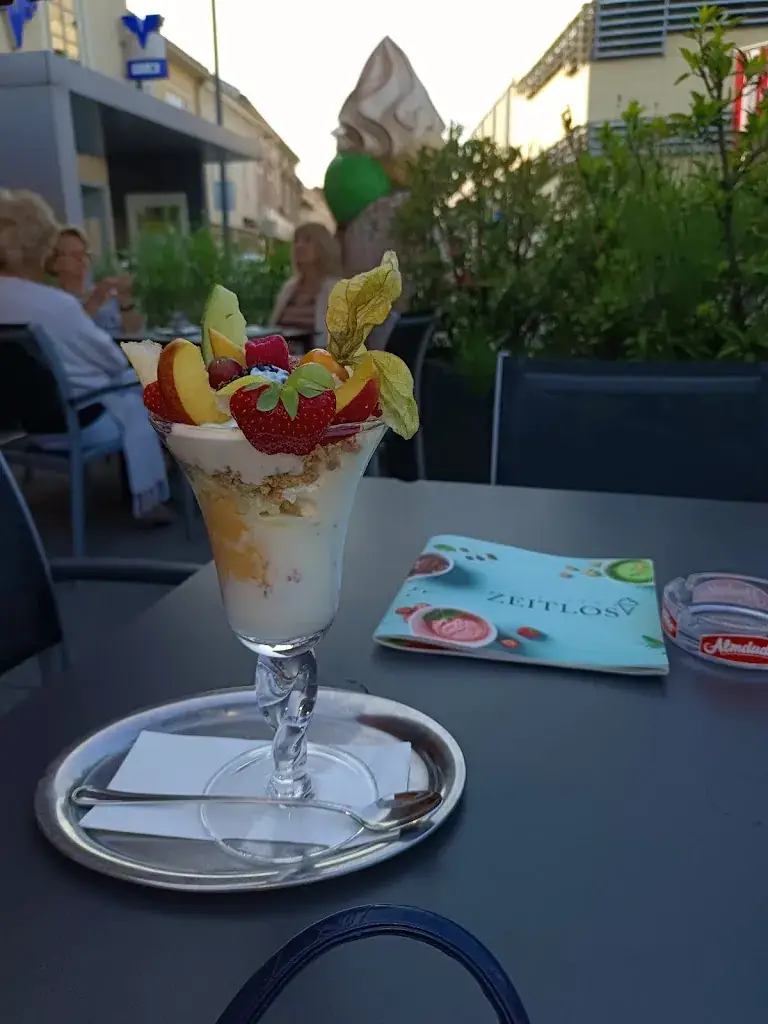 Menu_ZEITLOS Eiscafe_Herzogenburg_image_6