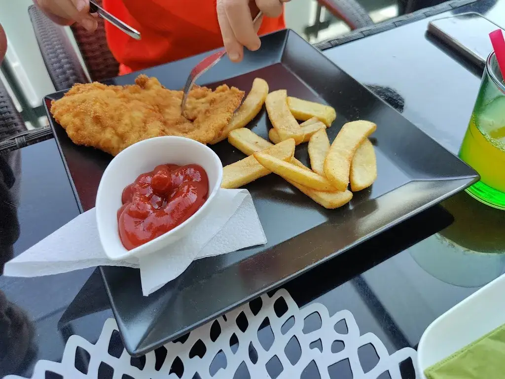 Koen Zomers_Relax Restaurant & Café Hallein_Höfling_review