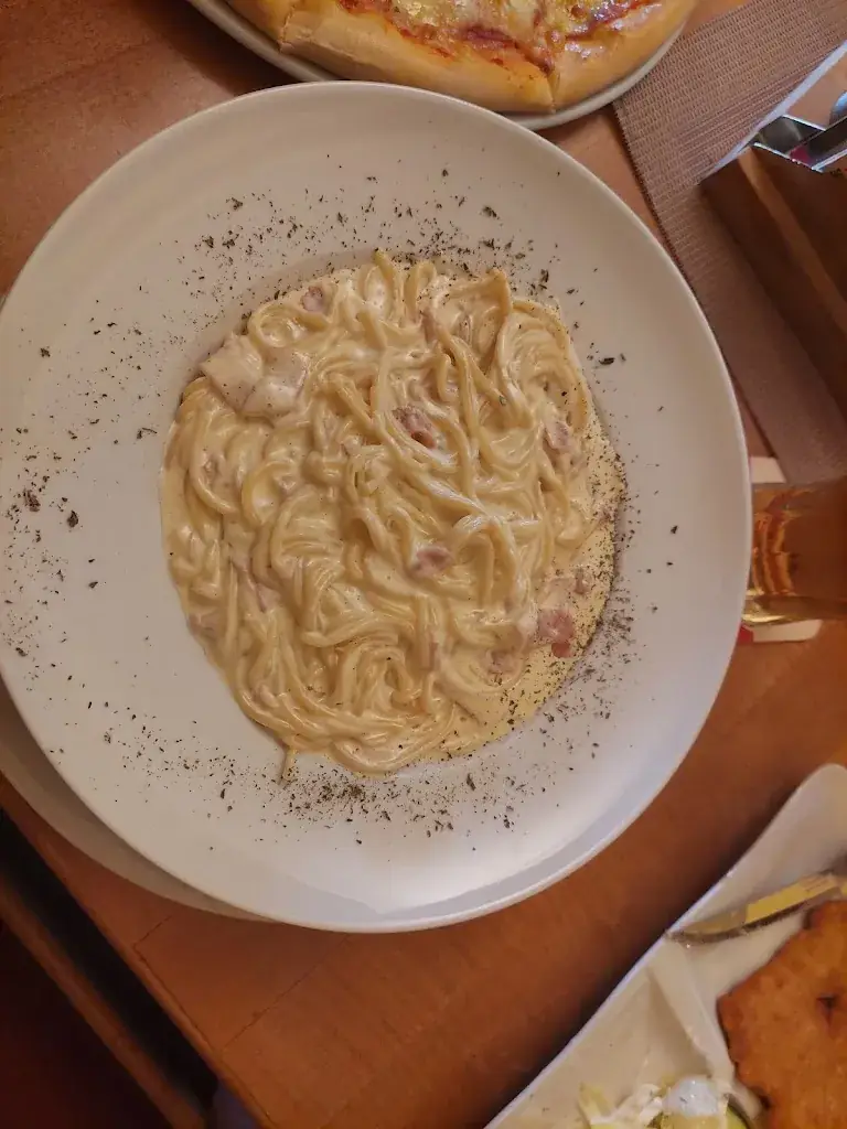 Menu_Pizza Treff - Hohenberg_Hohenberg_immagine_8