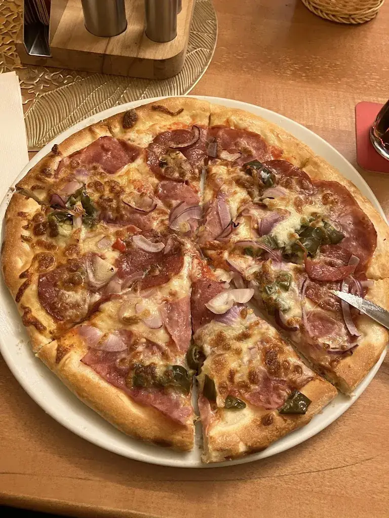 Pizza Treff - Hohenberg_Hohenberg_slider_image_2