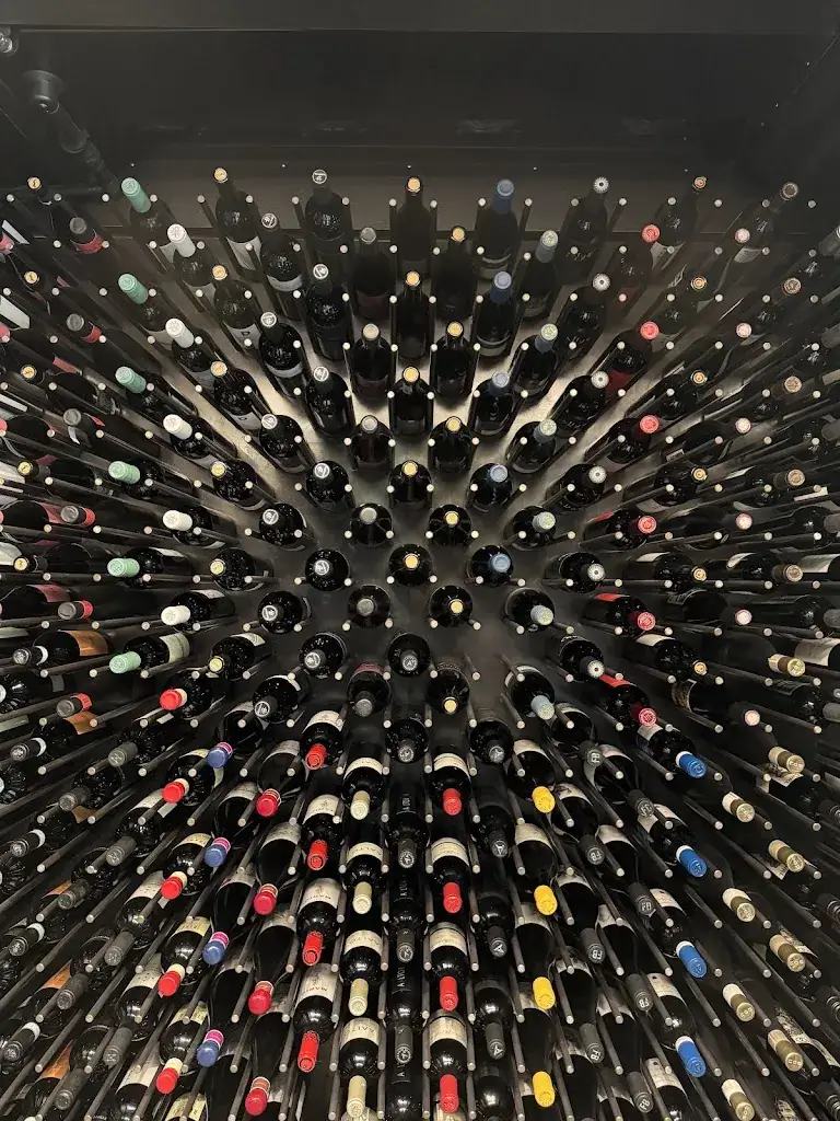 vale._Alfred's Restaurant - Trauffer Switzerland_Hofstetten_review