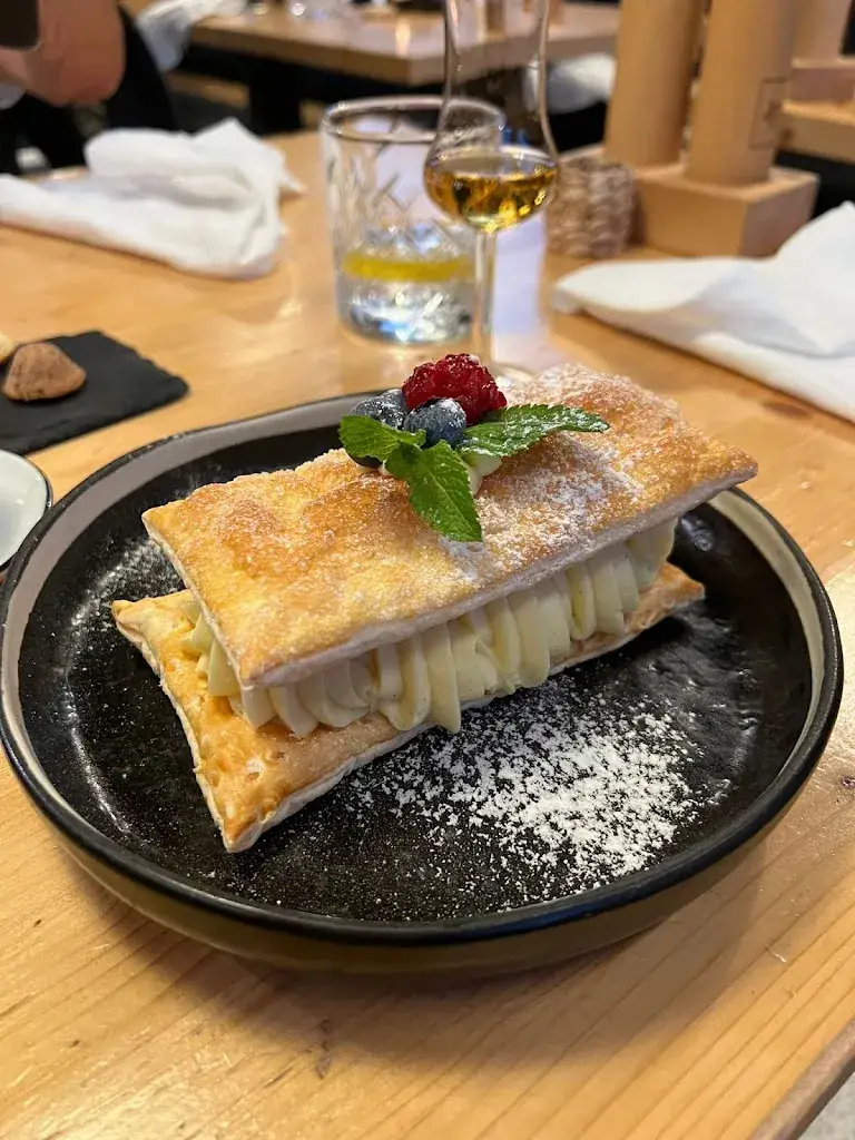 Alfred's Restaurant - Trauffer Switzerland_Hofstetten_slider_image_3