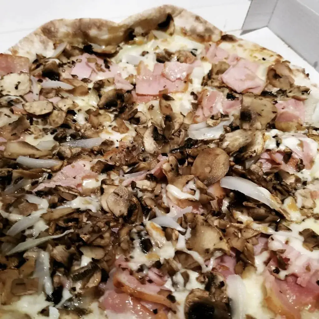 Rafi Sepanian_El Horno Azul-Pizzería artesanal_Horn_recensione