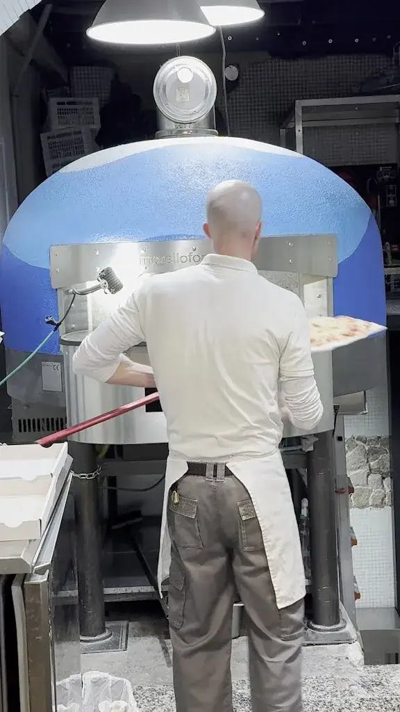 El Horno Azul-Pizzería artesanal_Horn_slider_image_2