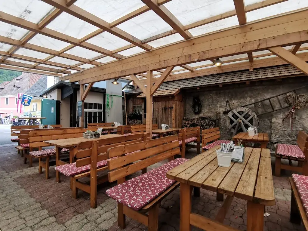 Eric Oostelbos_Dorfstub'n-Hollenstein_Hollenstein an der Ybbs_review