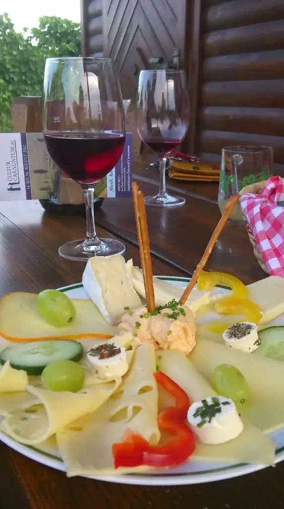 Menu_Panoramaheuriger Familie Schoderitz_Höflein_immagine_6