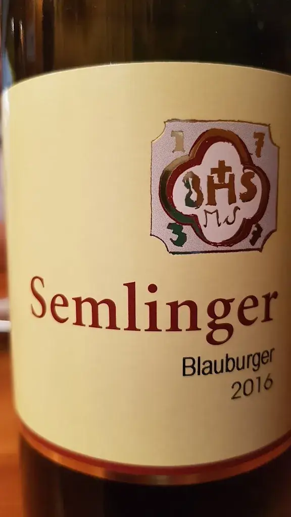Menu_Weinbau Fam. Semlinger Heuriger 