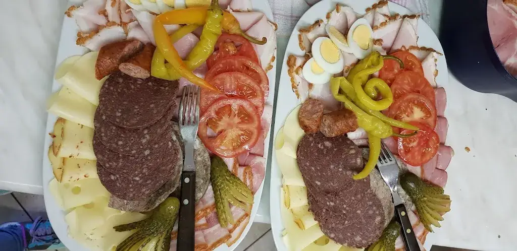 Menu_Weinbau Fam. Semlinger Heuriger 