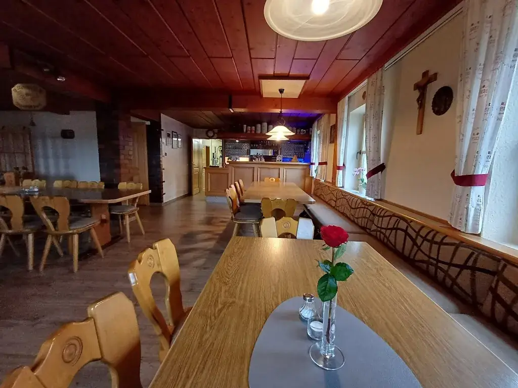 Gasthaus Fisch restaurant à Hohenau