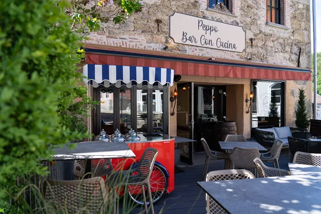 Peppo - Bar con Cucina restaurant à Hohenau