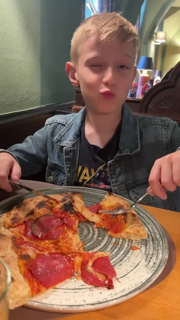 Peppo - Bar con Cucina_Hohenau_slider_image_2