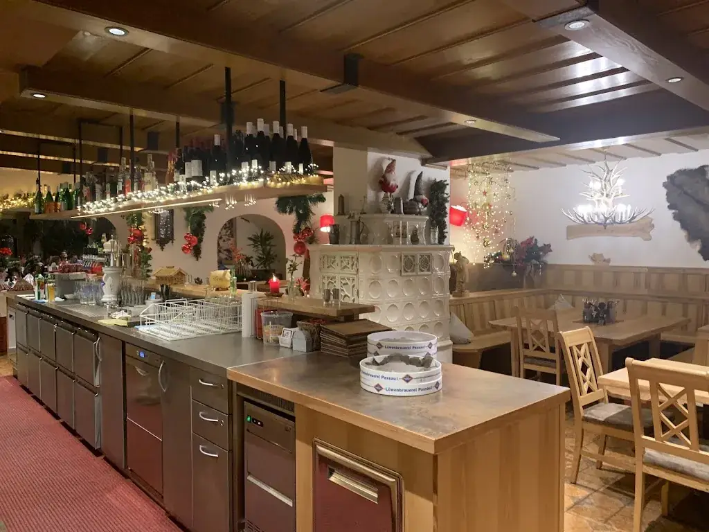 Wirtshaus zum Stodbärn UG restaurant à Hohenau