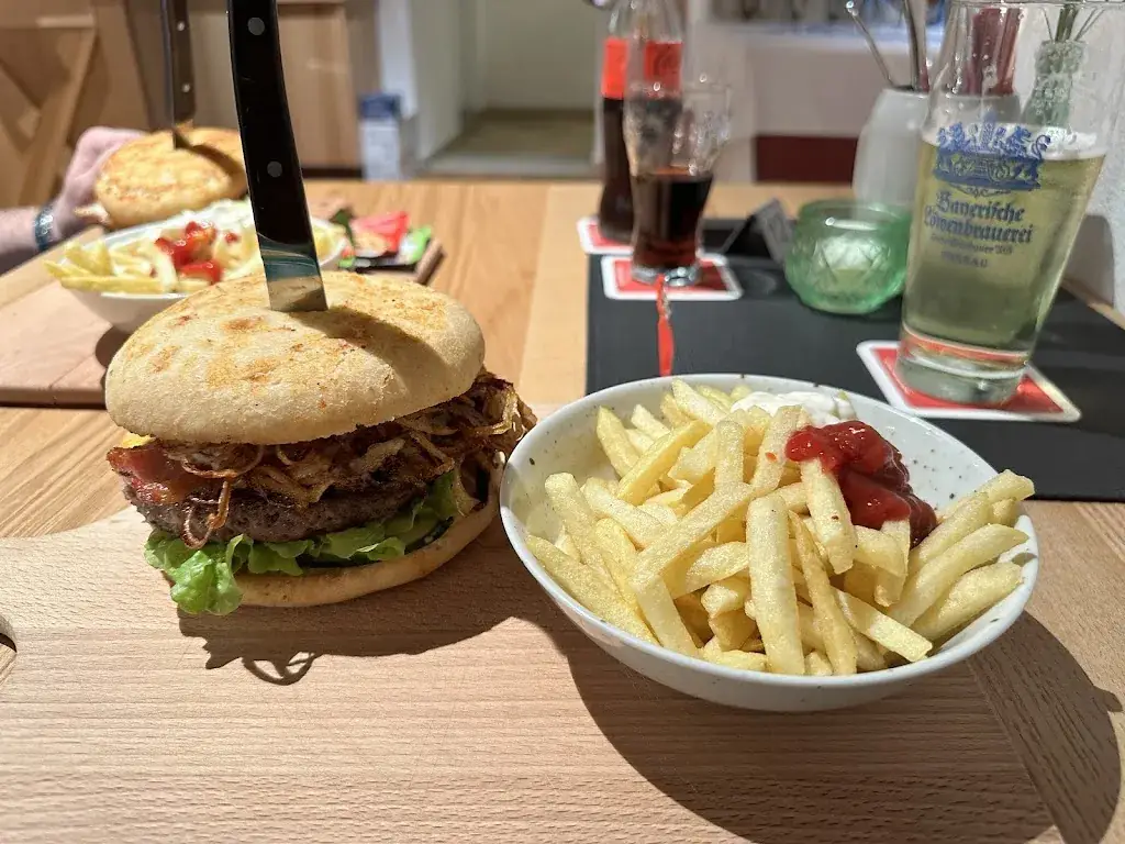 Wirtshaus zum Stodbärn UG_Hohenau_slider_image_3