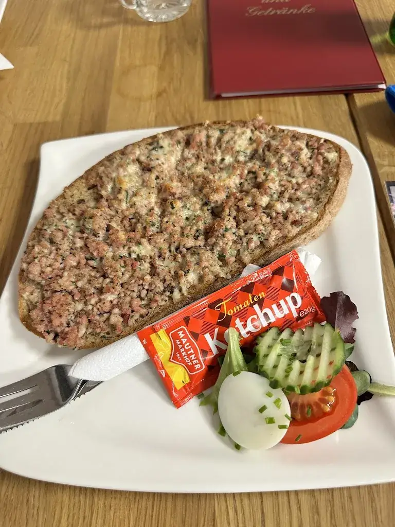 Christine Schwarz_Heurigen Kammlander_Hundsheim_recensione